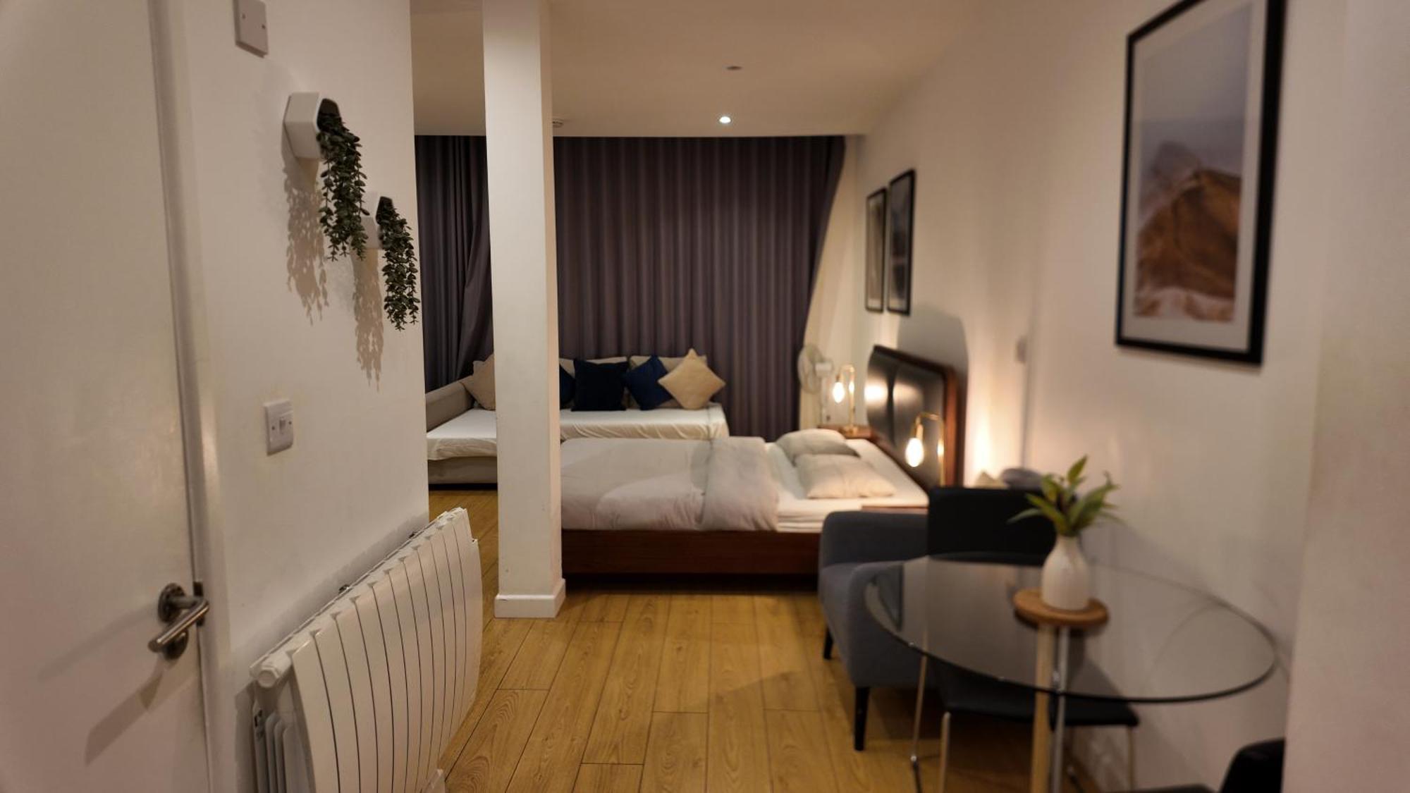 Sleep6 In Leicester Square, Soho Vr7 Лондон Екстериор снимка